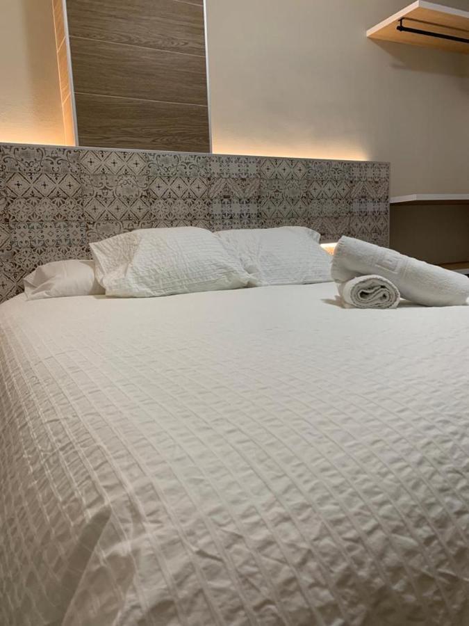 Hostal Acemar Marbella Esterno foto