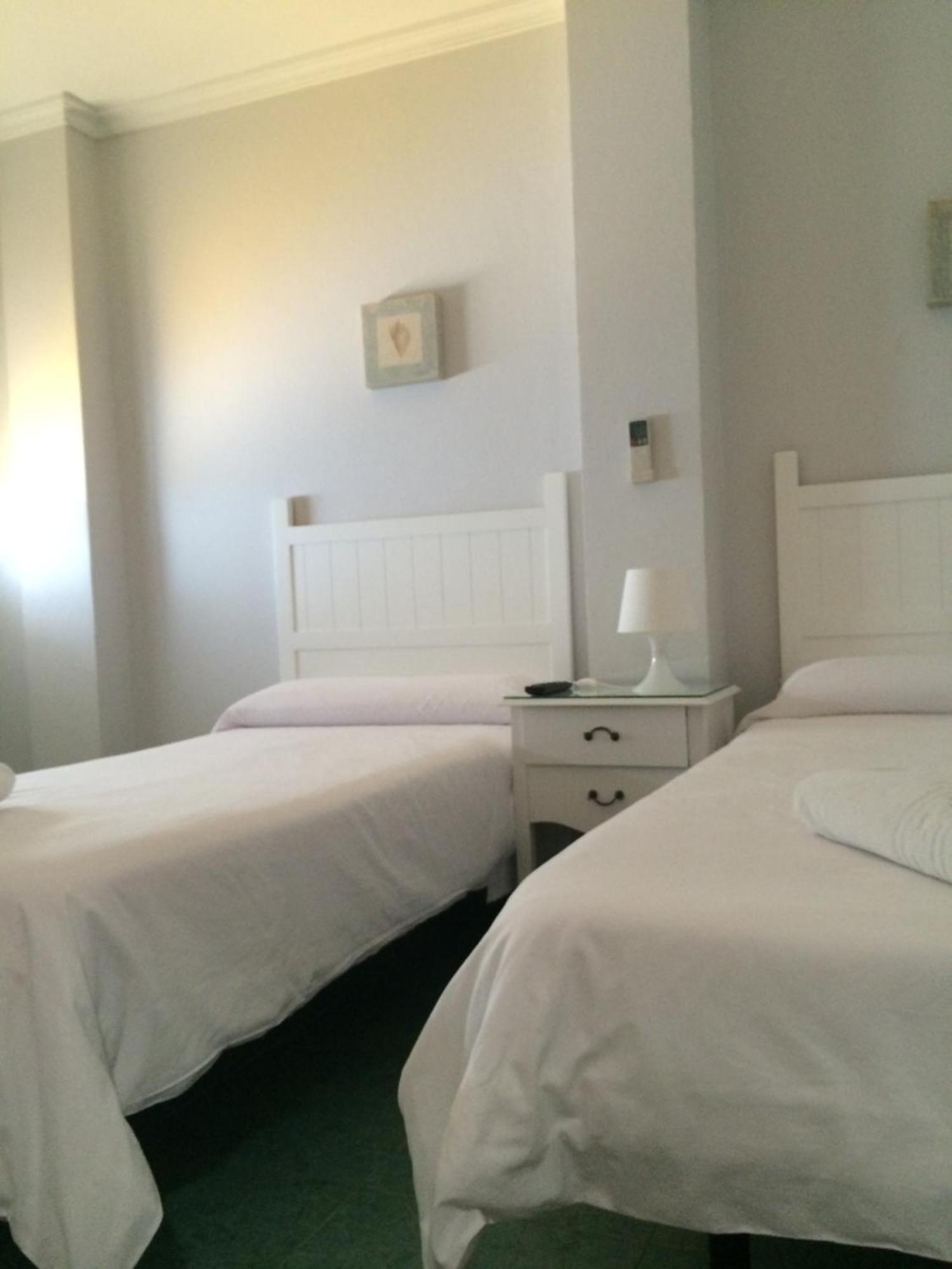 Hostal Acemar Marbella Esterno foto